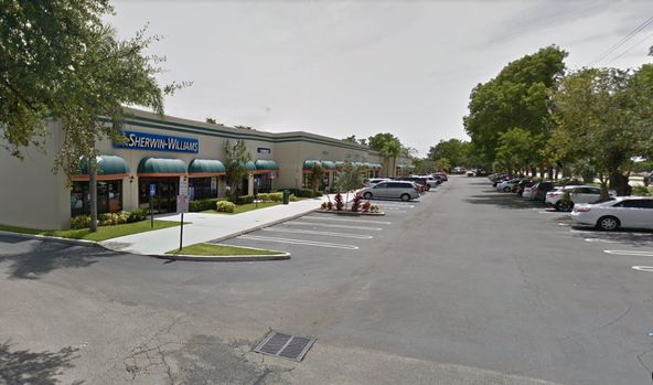 NNN Sherwin-Williams: 11300 Wiles Rd, Coral Springs, FL 33076
